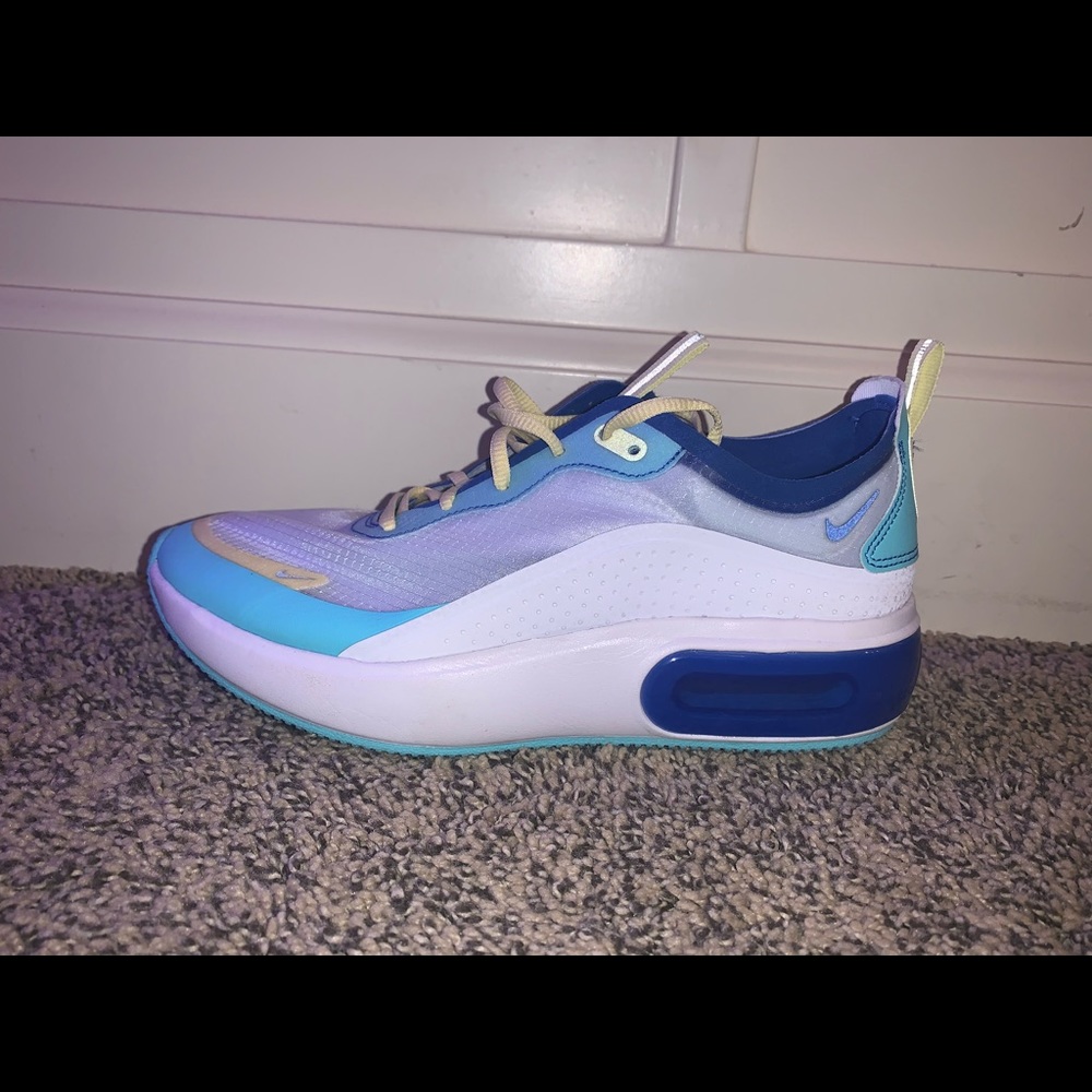 Nike airmax shoes